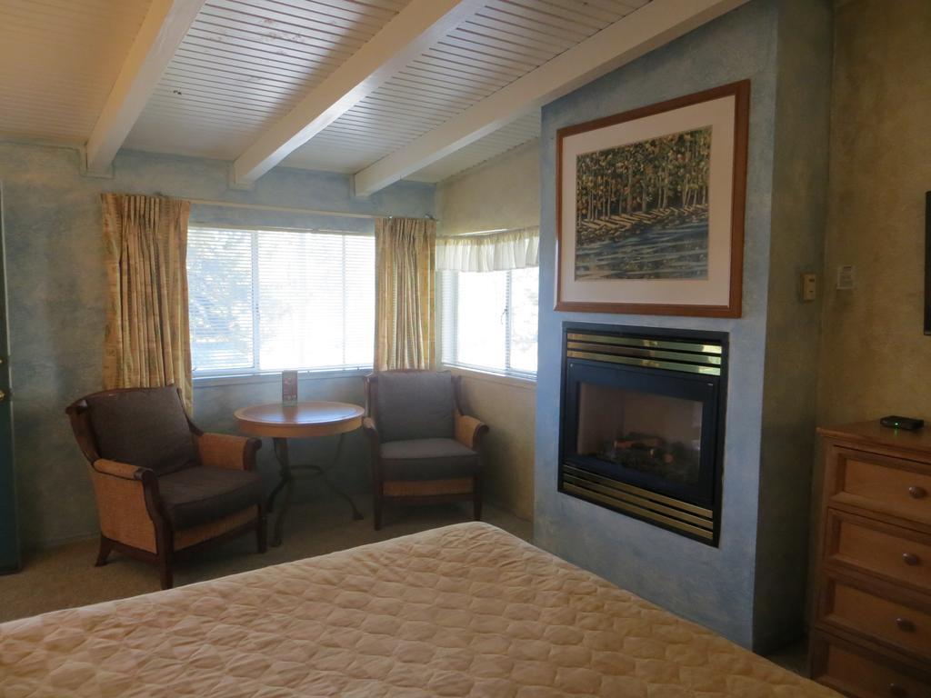 Cedar Inn & Suites South Lake Tahoe Ngoại thất bức ảnh