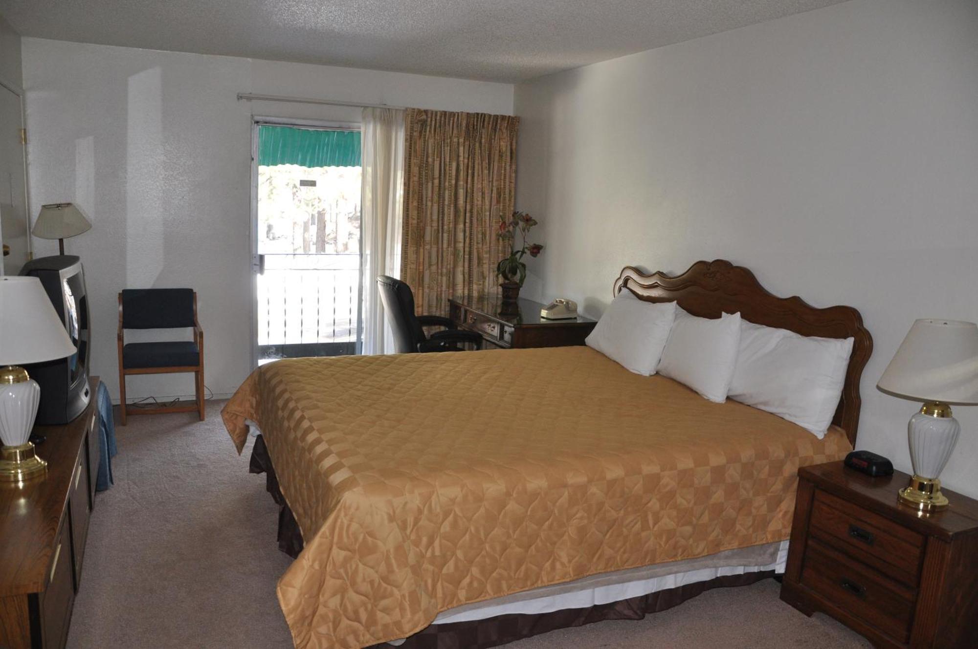 Cedar Inn & Suites South Lake Tahoe Ngoại thất bức ảnh