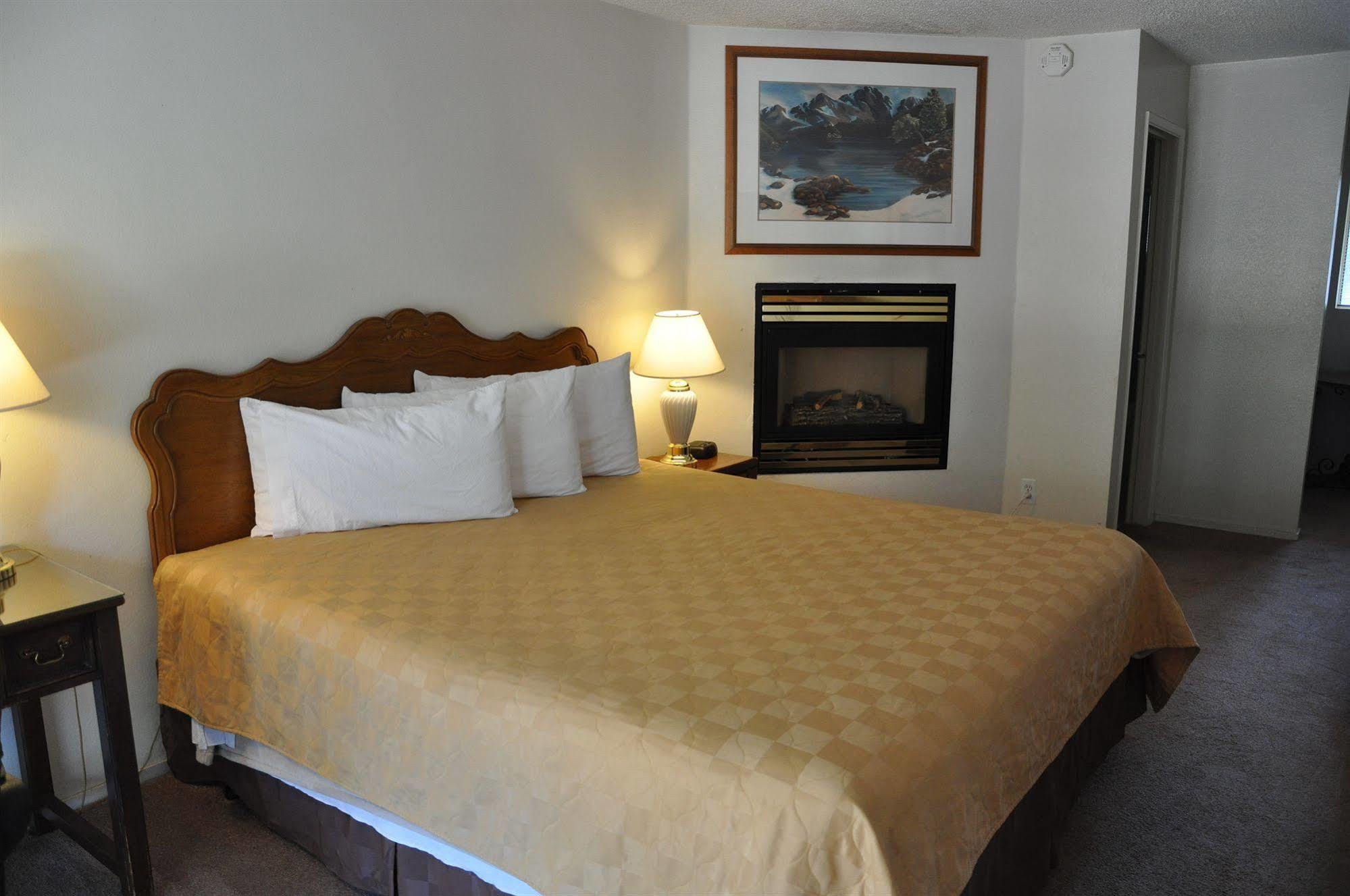 Cedar Inn & Suites South Lake Tahoe Ngoại thất bức ảnh
