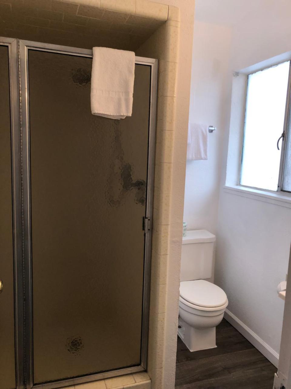 Cedar Inn & Suites South Lake Tahoe Ngoại thất bức ảnh