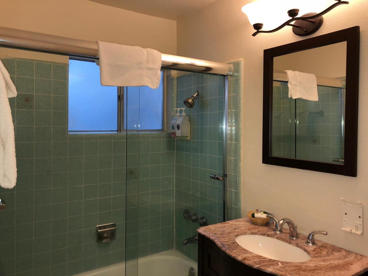 Cedar Inn & Suites South Lake Tahoe Ngoại thất bức ảnh